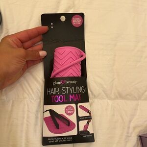 Glam & Beauty Hair styling tool mat